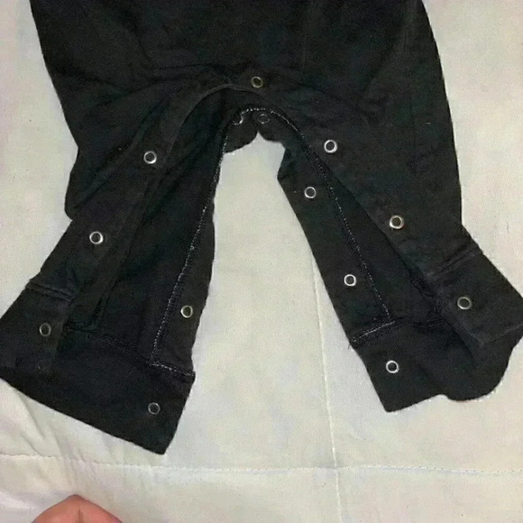 Well Worn | Black History In The Making Romper - Size 18MO - Picture 5 of 6